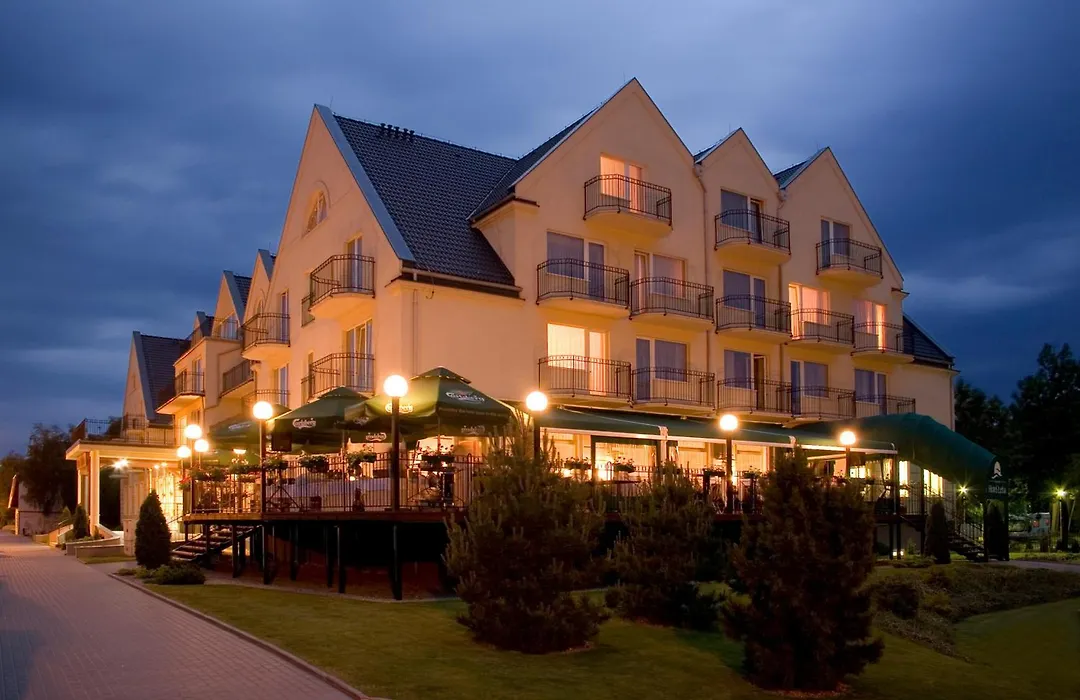 Leba Hotel & Spa-1